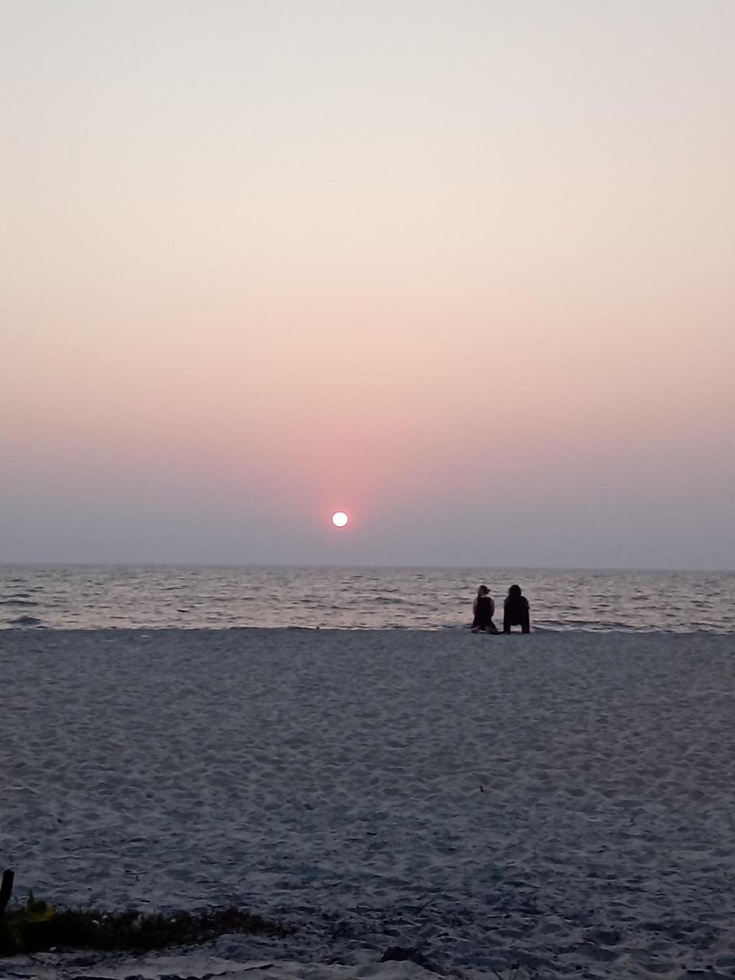 Havana Beach Villa アーラップーザ県 エクステリア 写真